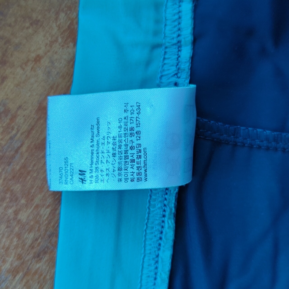 Vintage H&M Mens Swimsuit 🩲 - Picture 5 of 6